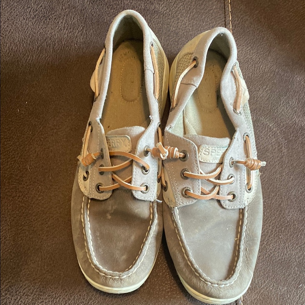Sperry Gray Flats with Moccasin Toe and Slip-On Design
